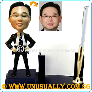 Custom 3D Male Executive On Namecard Cum Pen Holder Figurine